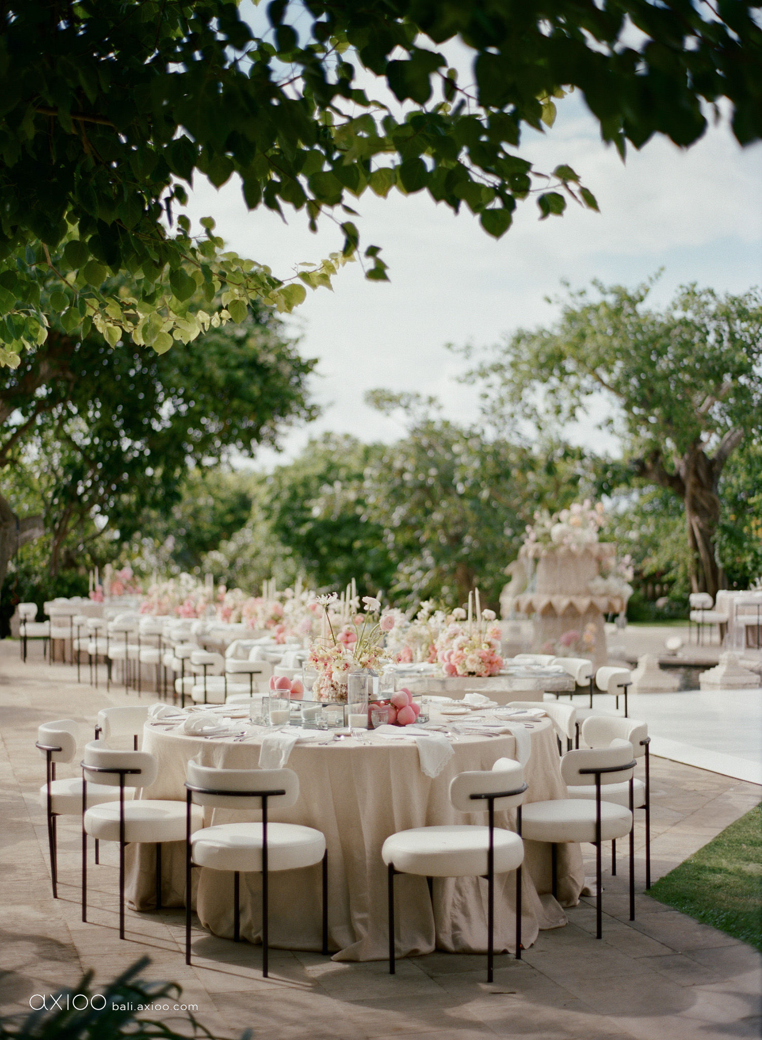 Axioo: A Wedding on Film in Bali: The AXIOO Perspective